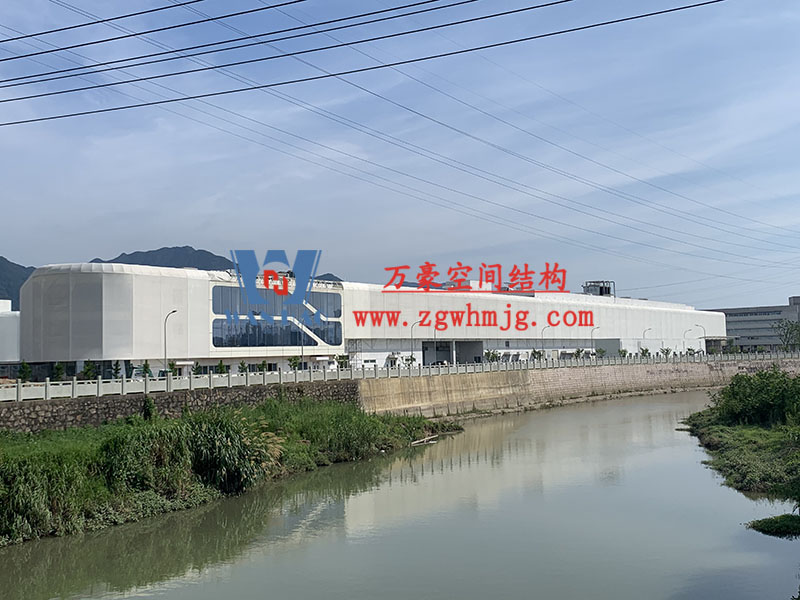 為什么體育場屋面都選用PTFE膜結(jié)構(gòu)？PTFE膜結(jié)構(gòu)體育場有什么特點優(yōu)勢？