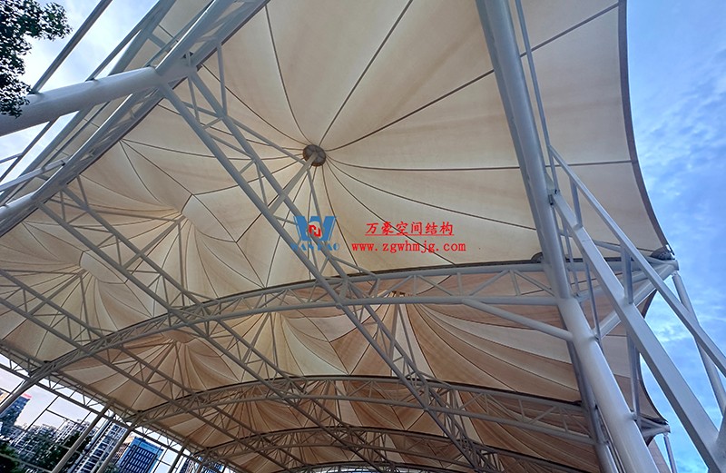 球場膜結(jié)構(gòu)有哪些魅力可吸引你? 球場膜結(jié)構(gòu)有哪些魅力可吸引你?