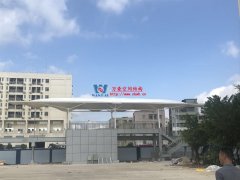 PTFE膜結(jié)構(gòu)建筑材料由什么組成？PTFE膜結(jié)構(gòu)材料有哪些特性？